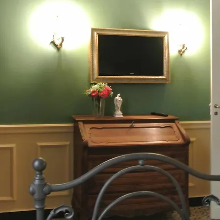 Palazzo Zecchino 4* Janov