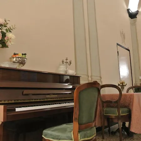Palazzo Zecchino Guest house Genoa